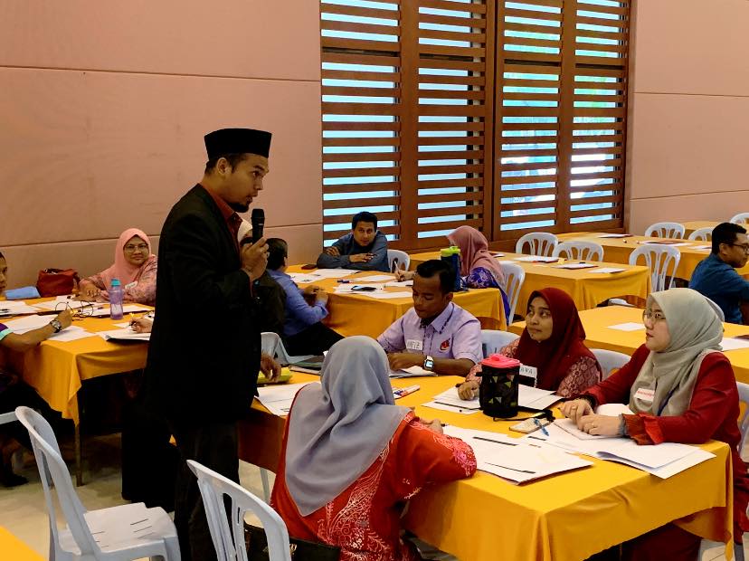 Komunikasi Berkesan Perunding Imej Malaysia