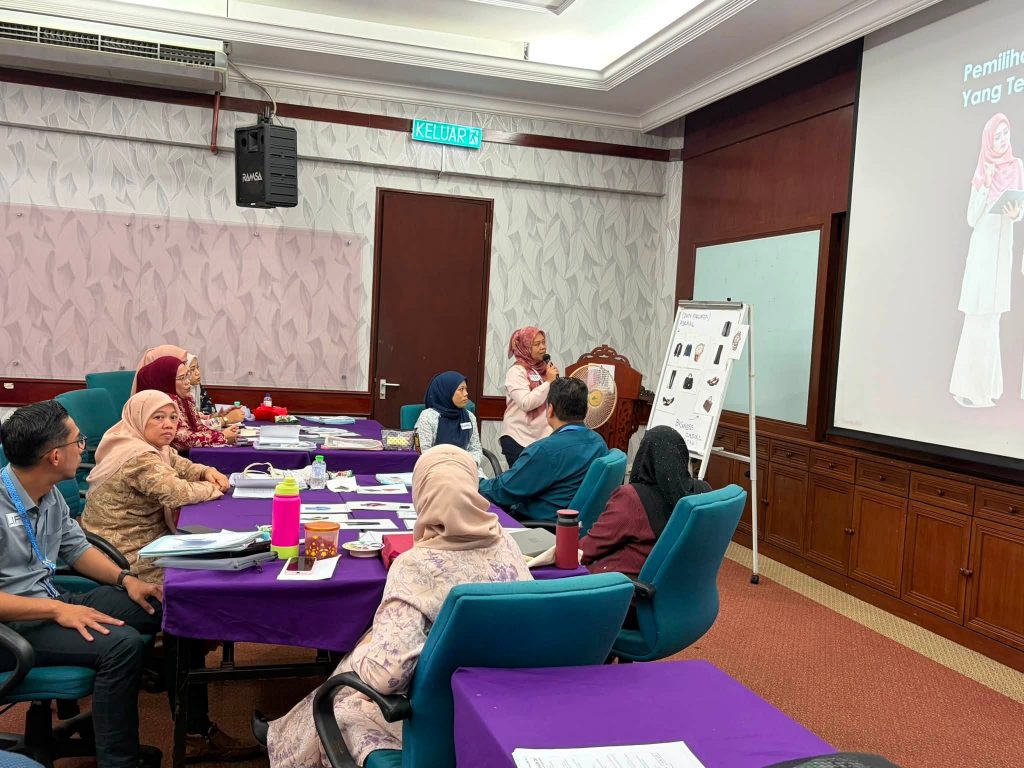 Kursus Keterampilan Diri Peningkatan Imej Korporat